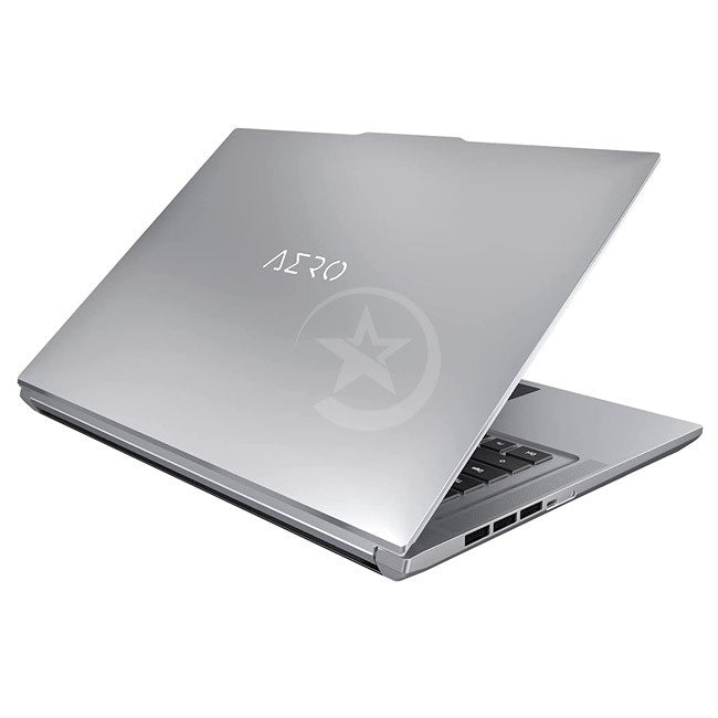 Laptop Gigabyte AERO 16 XE5 Gaming, Intel Core i7-12700H Hasta 4.7 GHz, RAM 32GB, SSD 2TB, Gráficos Intel Xe, AMOLED 16" 4K UHD+, Windows 11 Pro